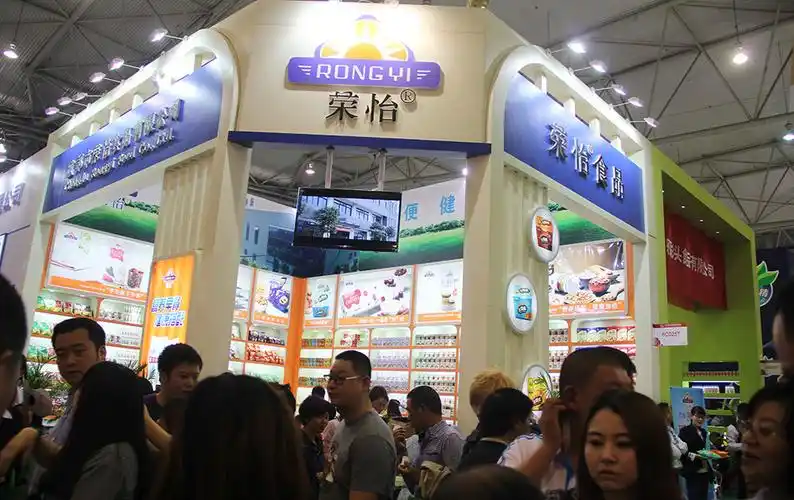 荣怡食品展位高端大气上档次