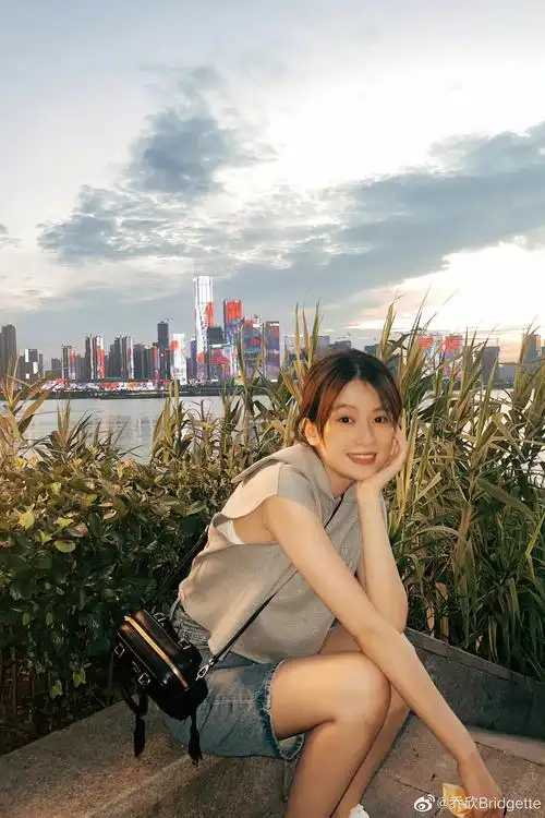 乔欣游客照分享……