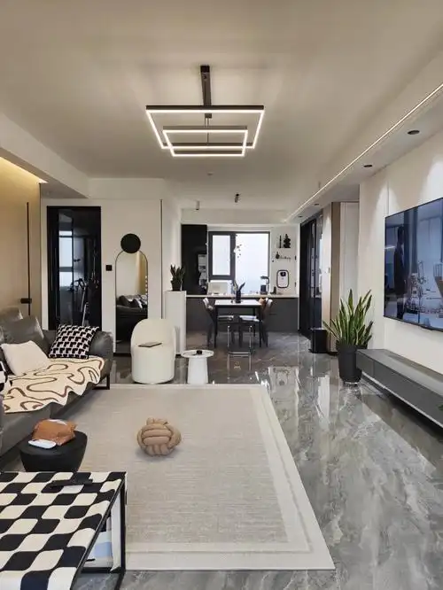 128平 套内92|  三室两厅两卫10w首付分期 买的房15w 第一次装修就