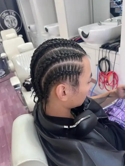 一个全头垄沟#编发  #非洲辫  #今日发型  #地垄沟  #男生编发  #发型