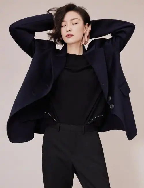 倪妮短发西装潇洒干练写真图片