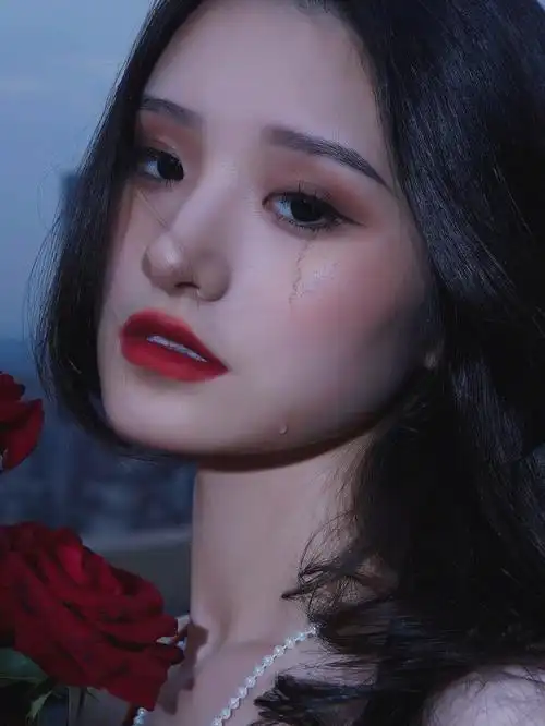 情绪照伤感大片忧伤写真流泪哭伤心照片图片