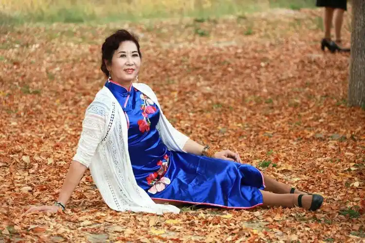 朱云国家旗袍夫人 - 美篇