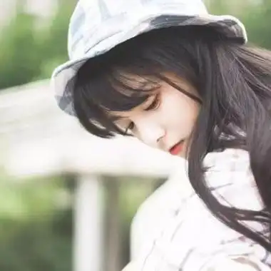 qq头像女生简单