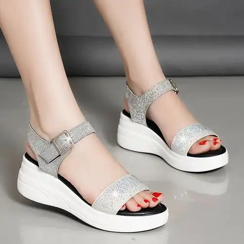 搜索"女士凉鞋夏坡跟真皮松糕"的优惠券结果页-搜券网