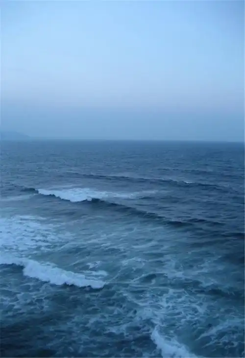 真实大海风景图片一望无际的原野沙漠或者大海