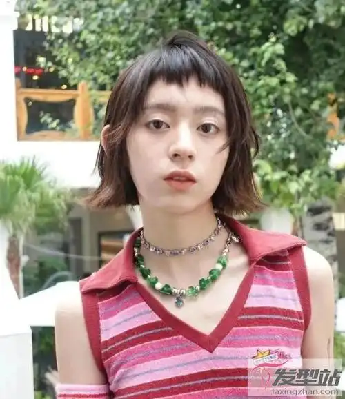 2021眉上刘海发型 剪个短刘海又酷又萌_发型站_最新流行发型设计发型