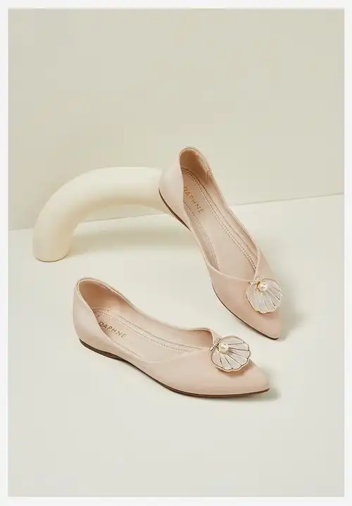 达芙妮瓢鞋女2022春夏季新款晚晚风温柔单鞋春款船鞋平底尖头米色鞋米