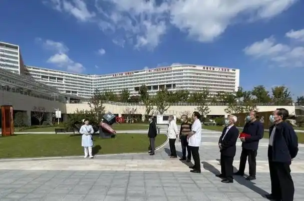 情暖担使命 笔墨书发展丨财政部原副部长张佑才向南通市第一人民