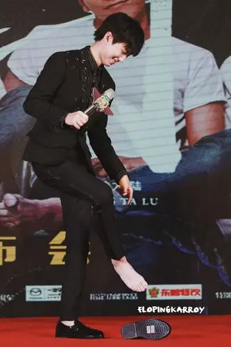 王俊凯 170406 《高能少年团》发布会9p