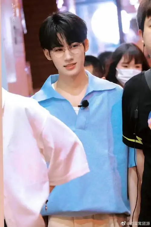 金丝眼镜与内娱的适配度#请让张真源和金丝眼镜焊丝在一起好嘛?