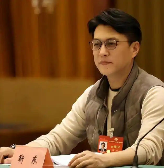 恭喜!靳东出任中国煤矿文工团团长,事业迎来新的高度