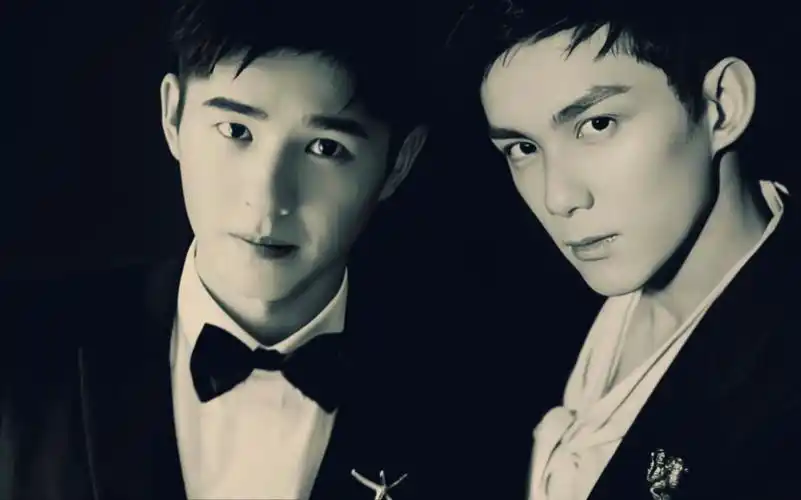 昊磊刘昊然x吴磊全程怼脸ifeellikeimdrowning杂志混剪