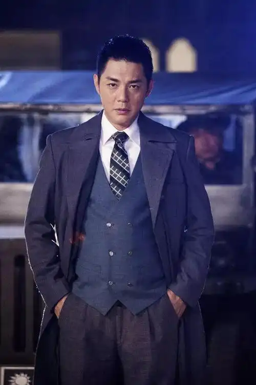 傅浤鸣(中国内地实力派男演员)_尚可名片