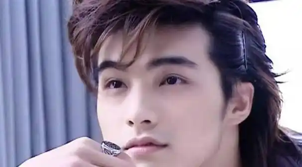 lee minho,1987年6月22日出生于韩国首尔,韩国男演员2006年,以电视剧