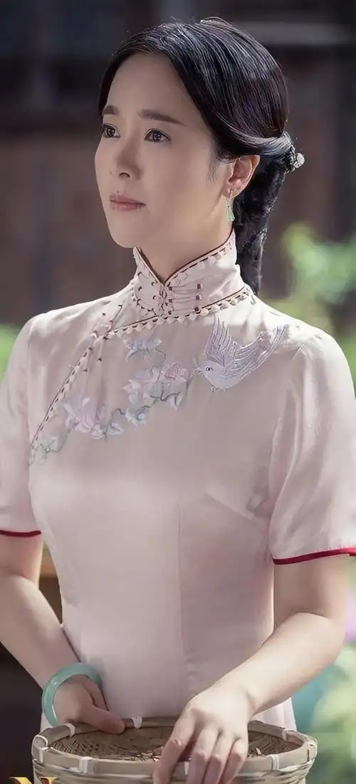 左小青高清美图