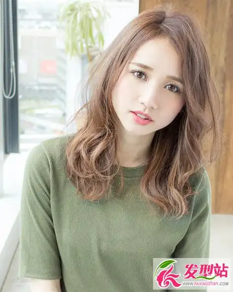 韩式气质女生烫发 2016流行女生烫发卷发发型