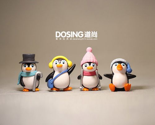 外贸散货 冬季小企鹅宝宝 q版卡通可爱小动物 塑料公仔模型摆件