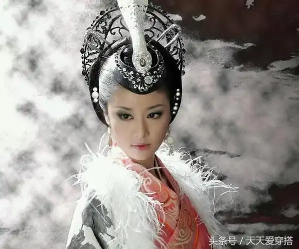 这几个版本的妲己狐狸精你喜欢谁