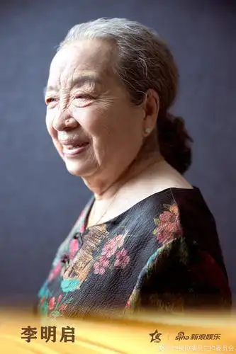 一组老艺术家肖像曝光油画质感十分难得永葆青春芬芳典雅