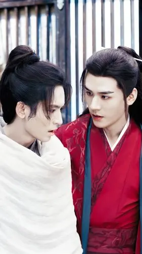 首页 电视新闻 > 《山河令》放出龚俊张哲瀚的付费花絮,一共50集,你会