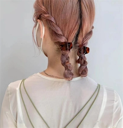 假期发型不重样 少女感女团编发_最新发型 - 美发站