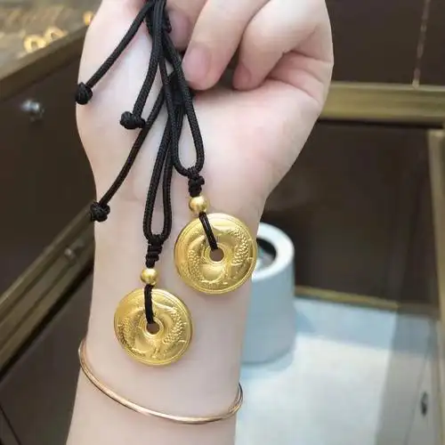 周大福传承  古法足金999平安扣