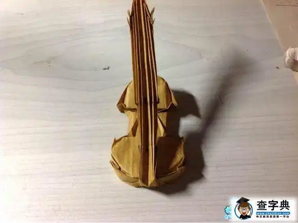 优雅小提琴乐器手工折纸教程图解