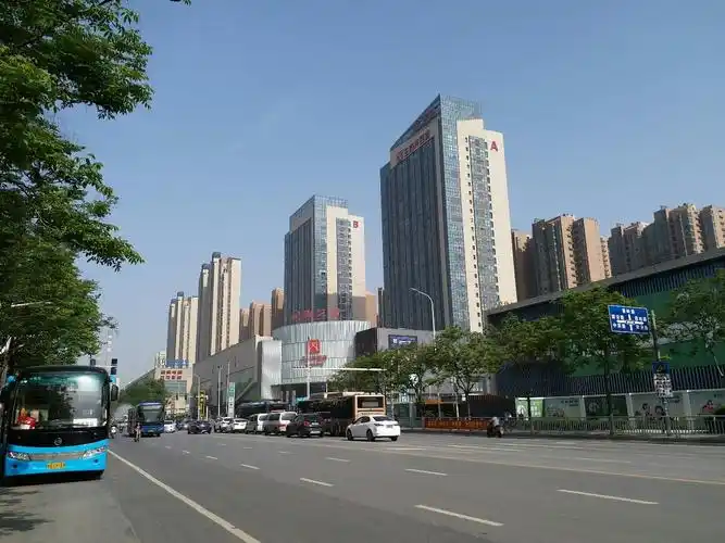 河南省郑州市中原区秦岭路街道棉纺西路锦艺城购物中心b区天气预报