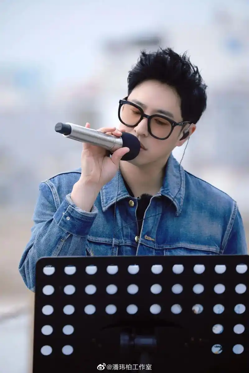 始于颜值陷于才华忠于人品.#潘玮柏 直到遇见了你我只喜欢你❤ - 抖