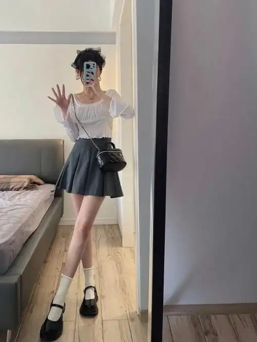 这样拍的腿也太长了吧哈哈