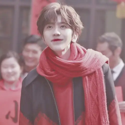 自制蔡徐坤头像了解简介 cr:蔡徐坤vb超话  ks:陈泱然>