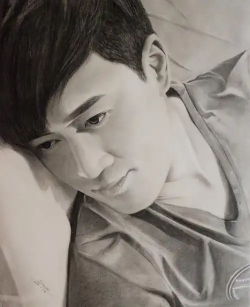 p>林峰,1979年12月8日生于福建厦门,中国香港影视男演员,流行乐歌手.