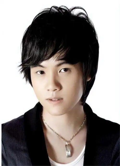 19岁就凭唱歌日赚万元的郑源,春晚邀请不动他,无人说他是耍大牌