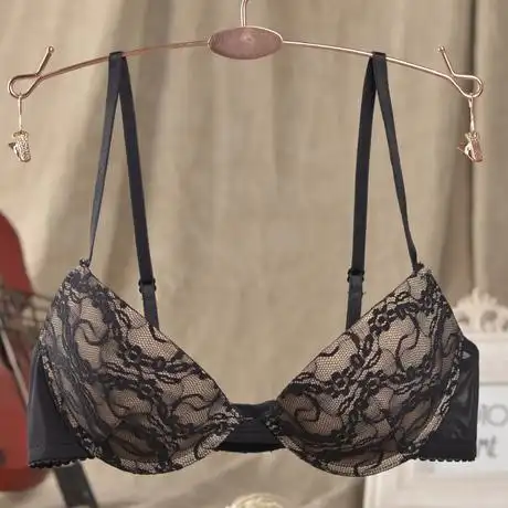 爱逛街为您找到超性感蕾丝文胸相关的宝贝,您可以在下面的板块中挑选