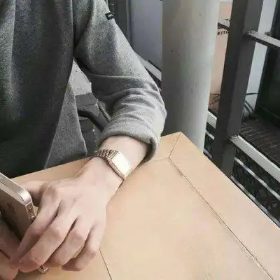 成熟性感男生微信图像41_微信头像