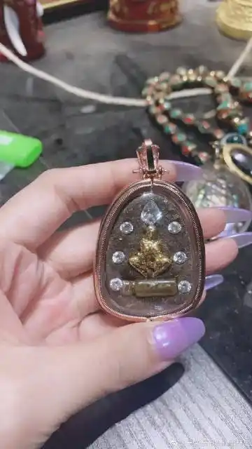 师傅用年多集收的珍贵款此为料材依霸女神入料 由108种湾花有还大量