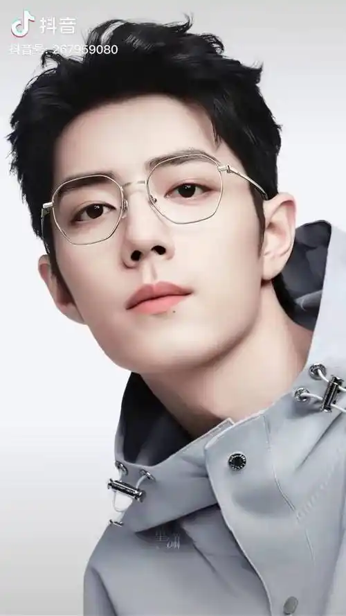 肖战戴眼镜太好看了我也来画幅肖战