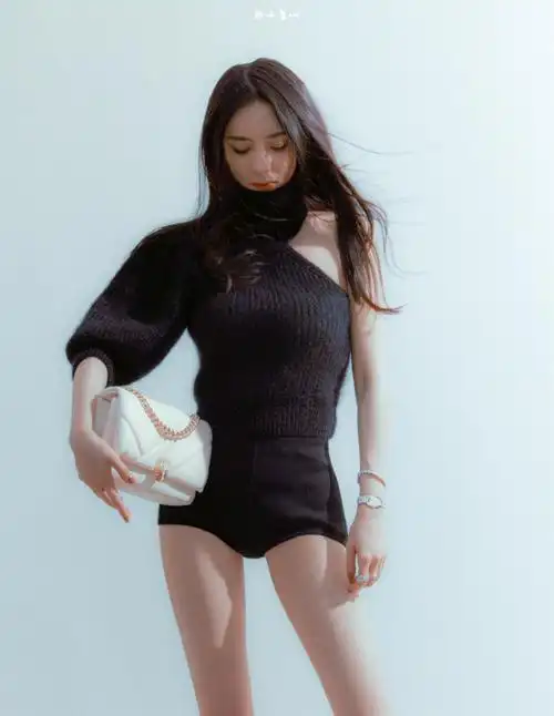 杨幂芭莎超模封面##杨幂慵懒夏日芭莎大片