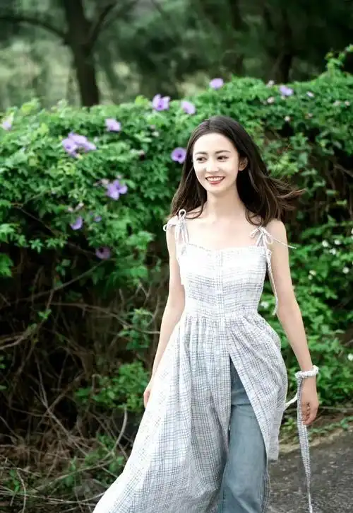 5.9娱乐瓜:任嘉伦王一博檀健次杨紫唐嫣刘诗诗热巴张若昀陈钰琪