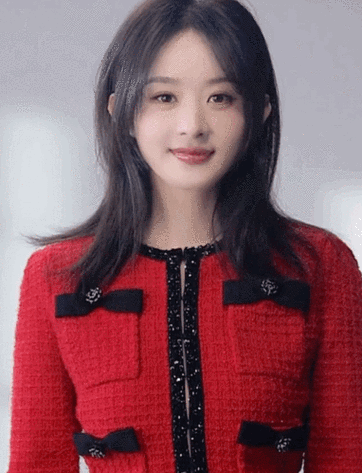 来看@赵丽颖的红色衣服合集96期待新电影《第二十条》,大年初一一