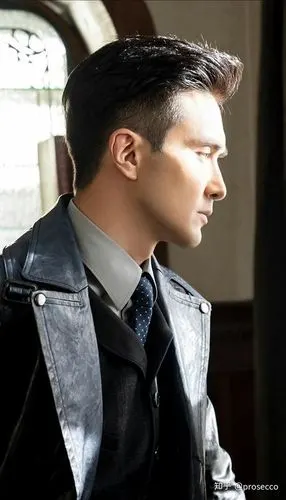 高伟光这张也太随意了吧.罗探可是有让我惊为天人啊.