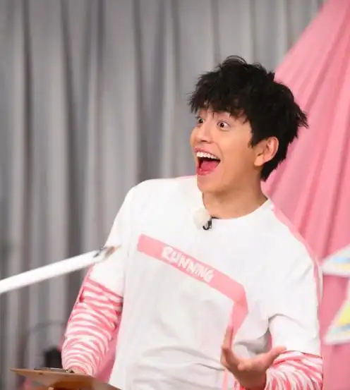 大嘴王大陆恋情曝光,终于"有人要了"?网友却只说了一个"字"