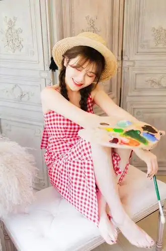 性感大长腿美女格子裙诱人室内闺房摄影写真集