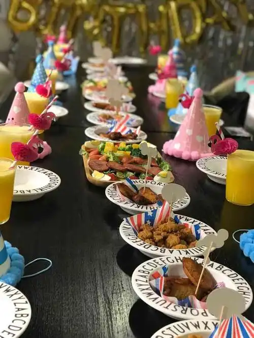 wawa&mama 娃娃妈妈生日派对亲子餐厅-"装修有特色,但未婚少女没有娃