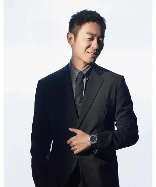 百花奖朱亚文行走的荷尔蒙