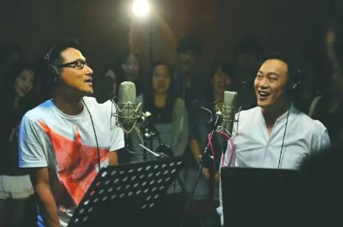 张学友陈奕迅一起上班