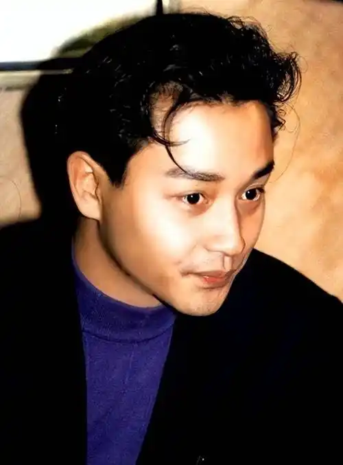 20年后才知道,张国荣悲剧人生的关键,不是挚爱唐生也不是抑郁症