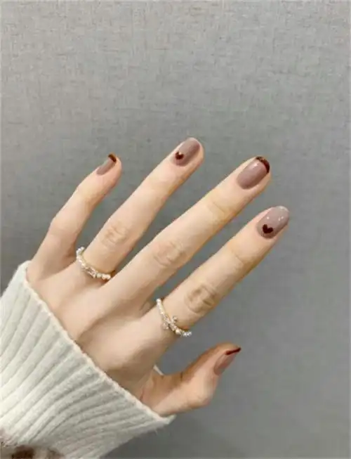 美甲分享适合手黑的妹子高颜值美甲百搭好看又显白