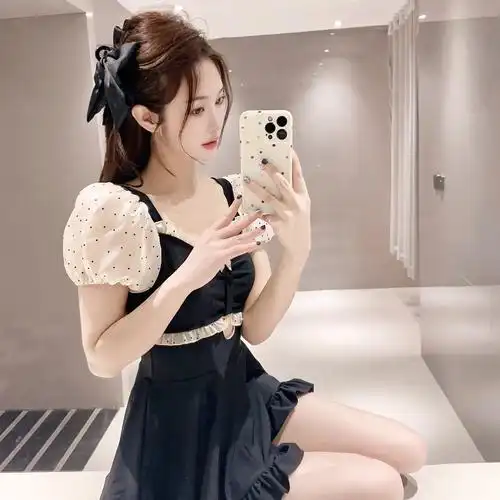 泳衣女夏季2023新爆款遮肚显瘦保守连体裙式性感泡温泉游泳衣女款